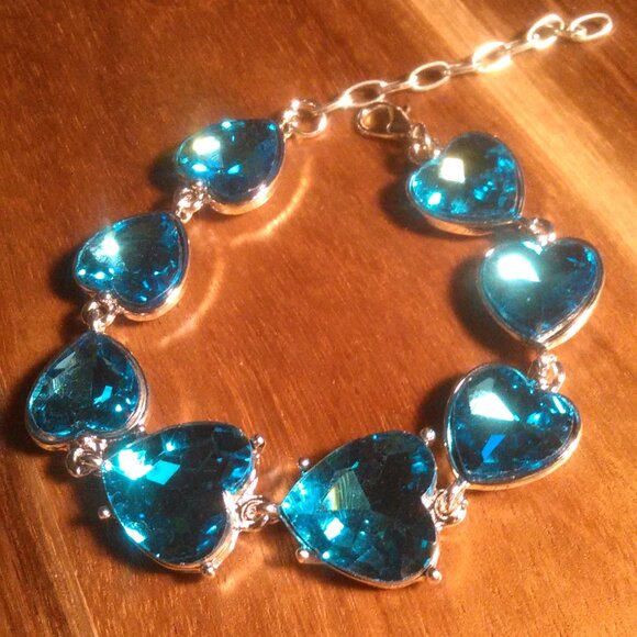 Blue Glass Silvertone Heart Bracelet - Picture 6 of 11